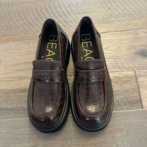 Matisse Brown Croc-Embossed Loafers - Picture 5 of 12